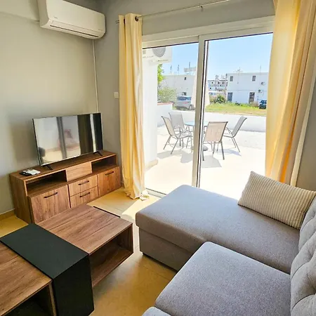Beach Love Apartment * Πύλα